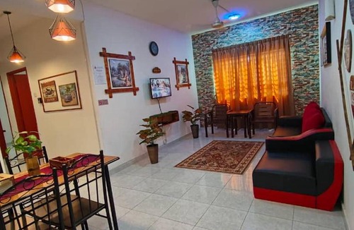 Kampung Ladang Tok Pelam Apartment | Homestay Budget Kuala Terengganu Tulipsia House