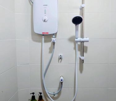 Sitiawan House | Homestay Bunga Raya Wifi Netflix