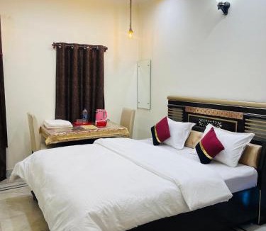 Amritsar House | Homestay Comforts 500m from Amritsar Airport
