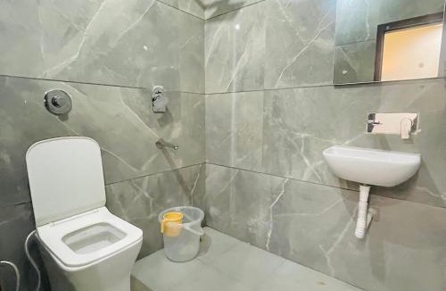 Amritsar House | Homestay Comforts 500m from Amritsar Airport