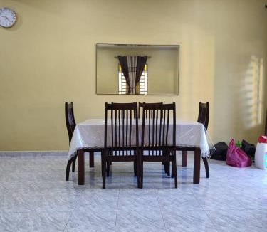 Kampung Sungai Duri House | homestay jalan baru sg duri