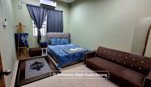 Kuala Berang House | Homestay Kuala Berang Bonda Full Aircond Wifi & Netflix