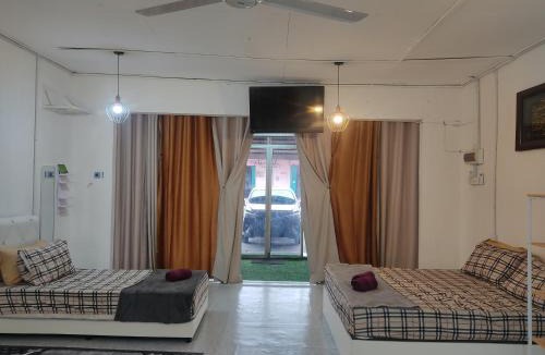 Kampung Pengkalan Maras House | Homestay RnR CafeStay
