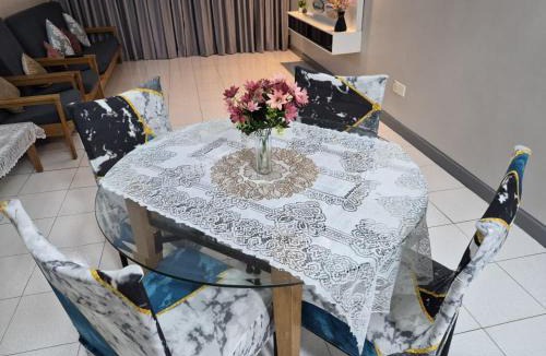 Tanjung Tanah Merah Apartment | Homestay PD Teluk Kemang