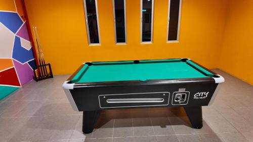 Ijok Apartment | Homestay Puncak Alam With Swimming Pool Mus Lim