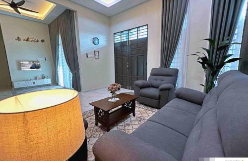Bukit Payong House | Homestay Ummi Bukit Payong - Rumah Ateh