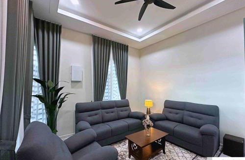 Bukit Payong House | Homestay Ummi Bukit Payong - Rumah Ateh