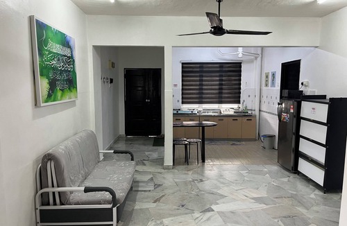Tanjung Tanah Merah Apartment | Homestay WaDi, Apartment With Pool Near Beach