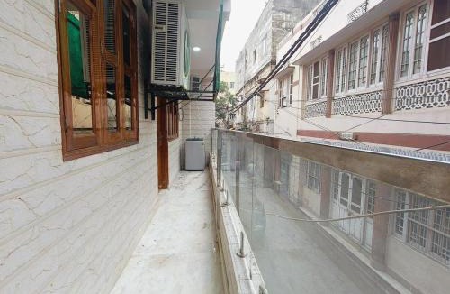 Dariyaganj Apartment | Homlee Parampara 4BHK-Central DEL-Lift-Parking
