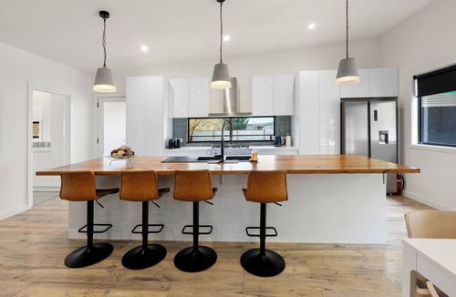 Bonnie Doon House | Hooked on Doon: 3 BR, 1.5 BA House in Bonnie Doon, Sleeps 9
