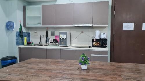 Chow Kit Hostel | Hostel At Regalia Residence