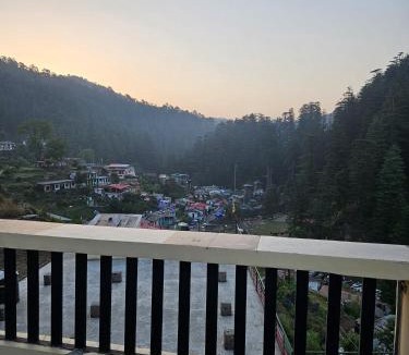 Jageshwar Dham Hotel | Hotal DESPRADES MRITYUNJAY INN