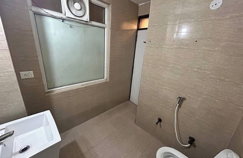 Jasola Hotel | Hotel 82 Inn