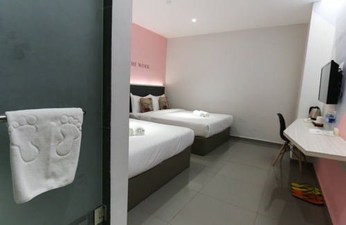 Kota Kemuning Hotel | Hotel 99 - Kota Kemuning
