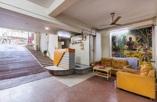 Guntur Hotel | Hotel Aditya Grand Inn