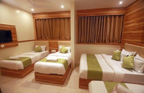 Prabhadevi Hotel | Hotel Al Madina palace