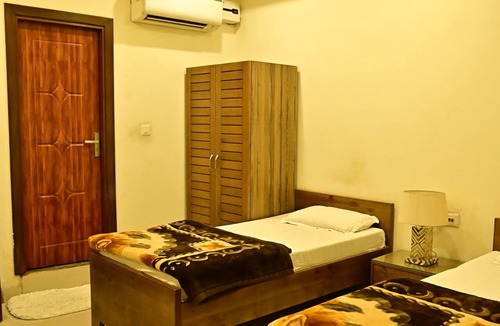 Aligarh Hotel | HOTEL ALIG INN