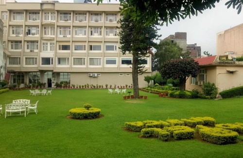 Katra Hotel | Hotel Ambica Katra