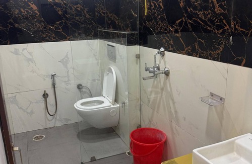 Saharanpur Hotel | Hotel American