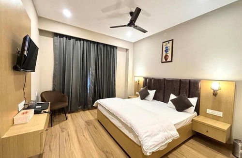 Nakodar Hotel | Hotel American Inn