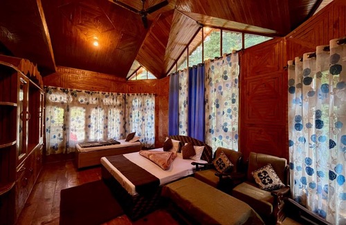 Kasol Hotel | Hotel Anupam