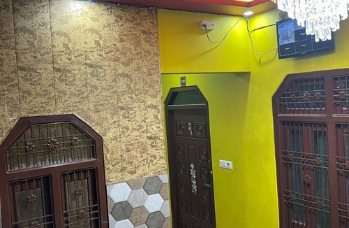 Faizabad Hotel | Hotel Arya Kulam Palace
