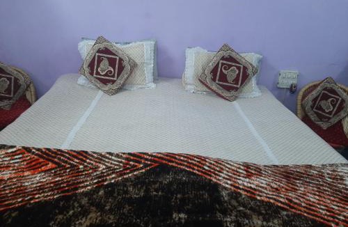 Haldwani House | Hotel Ashu , Ntl Road