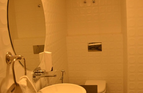 Police Bazar Hotel | Hotel Aura