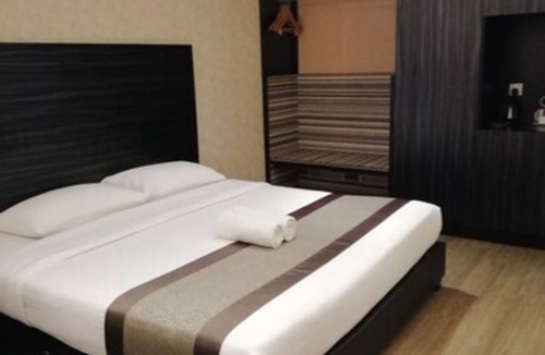 Taman Mount Austin Hotel | Hotel Austin Paradise - Mount Austin
