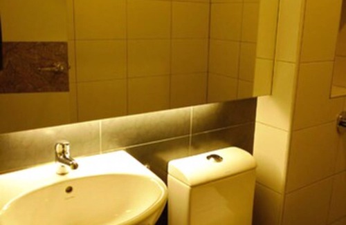 Taman Mount Austin Hotel | Hotel Austin Paradise - Mount Austin
