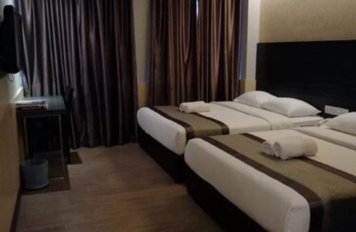 Taman Mount Austin Hotel | Hotel Austin Paradise - Mount Austin