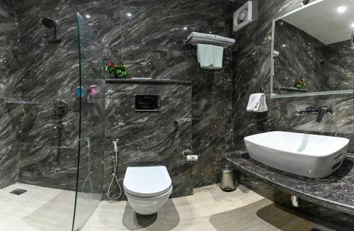 Agra Hotel | Hotel Avalon Palms Agra