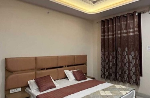 Kanpur Hotel | Hotel Awadh Grand