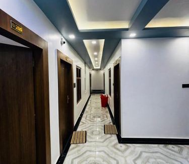 Faizabad Hotel | Hotel Awadh Shree Palace ll Near Ram Mandir