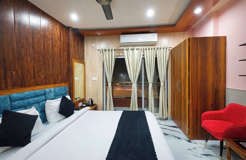Varanasi Hotel | Hotel Ayushmaan Inn Varanasi