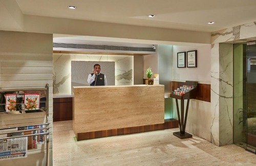 Juhu Hotel | Hotel Bawa Continental Juhu Beach