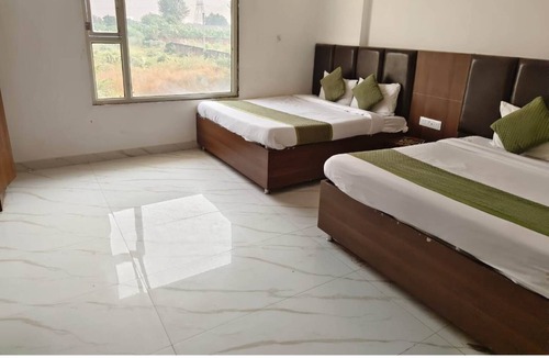 Agra Hotel | Hotel Bhoomi Palace & Restaurant