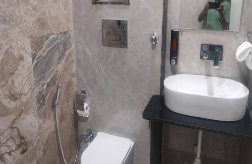 Kukas Hotel | HOTEL BIRLA PALACE