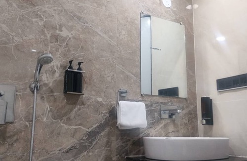 Kukas Hotel | HOTEL BIRLA PALACE