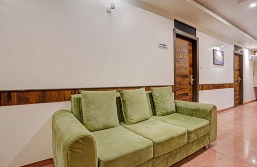 Kalina Hotel | Hotel BKC Mannat