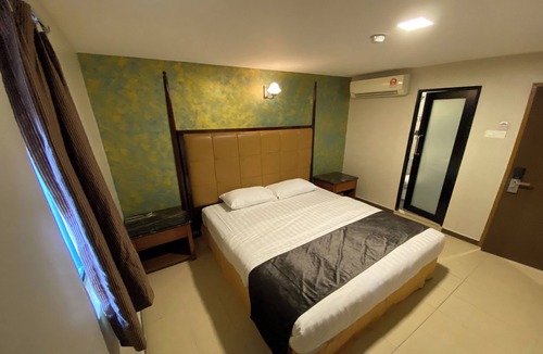 Taman Universiti Hotel | Hotel Bliss Johor Bahru Skudai