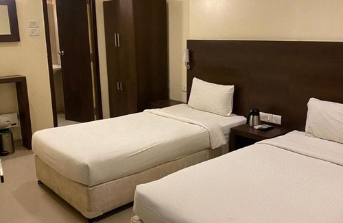 Chennai Hotel | Hotel Blu Ivy