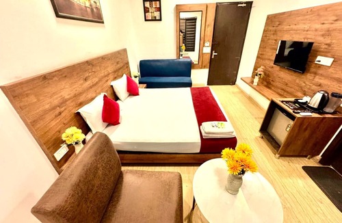 Badarpur Hotel | Hotel Brahman Bhawan