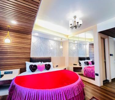 Darjeeling Hotel | Hotel Broadway Boutique Mall Road Darjeeling - Spacious Room with Luxury Quality - Excellent Customer Experience