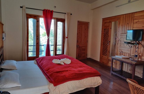 Chakrata Hotel | Hotel Burans And Restaurant