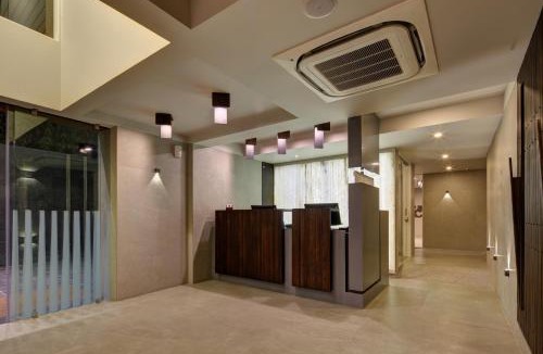 Ellis Bridge Hotel | Hotel Carrefour