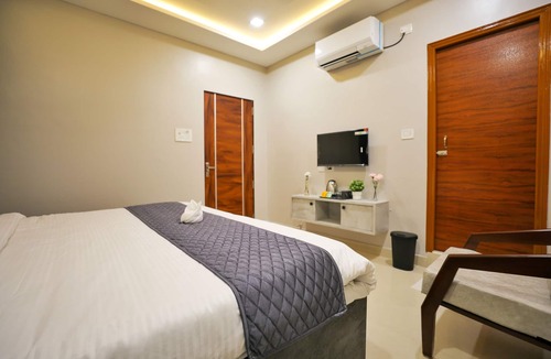 Financial District Hotel | Hotel Ceasta, Next US Consulate Hyderabad, Gachibowli