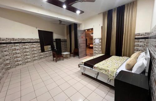 Chintpurni Hotel | Hotel CHINTPURNI JMC