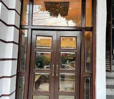 Jamshedpur Hotel | Hotel CLOUDS INN