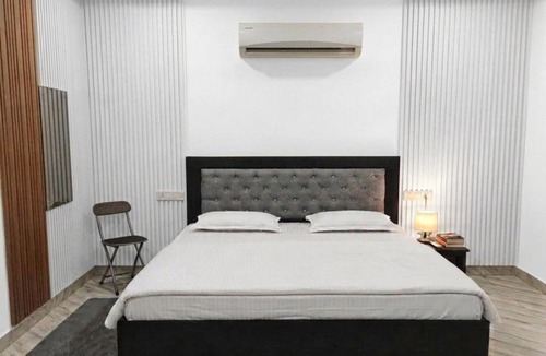 Zirakpur Hotel | Hotel CLR Suites Near Town Square Mall, Zirakpur